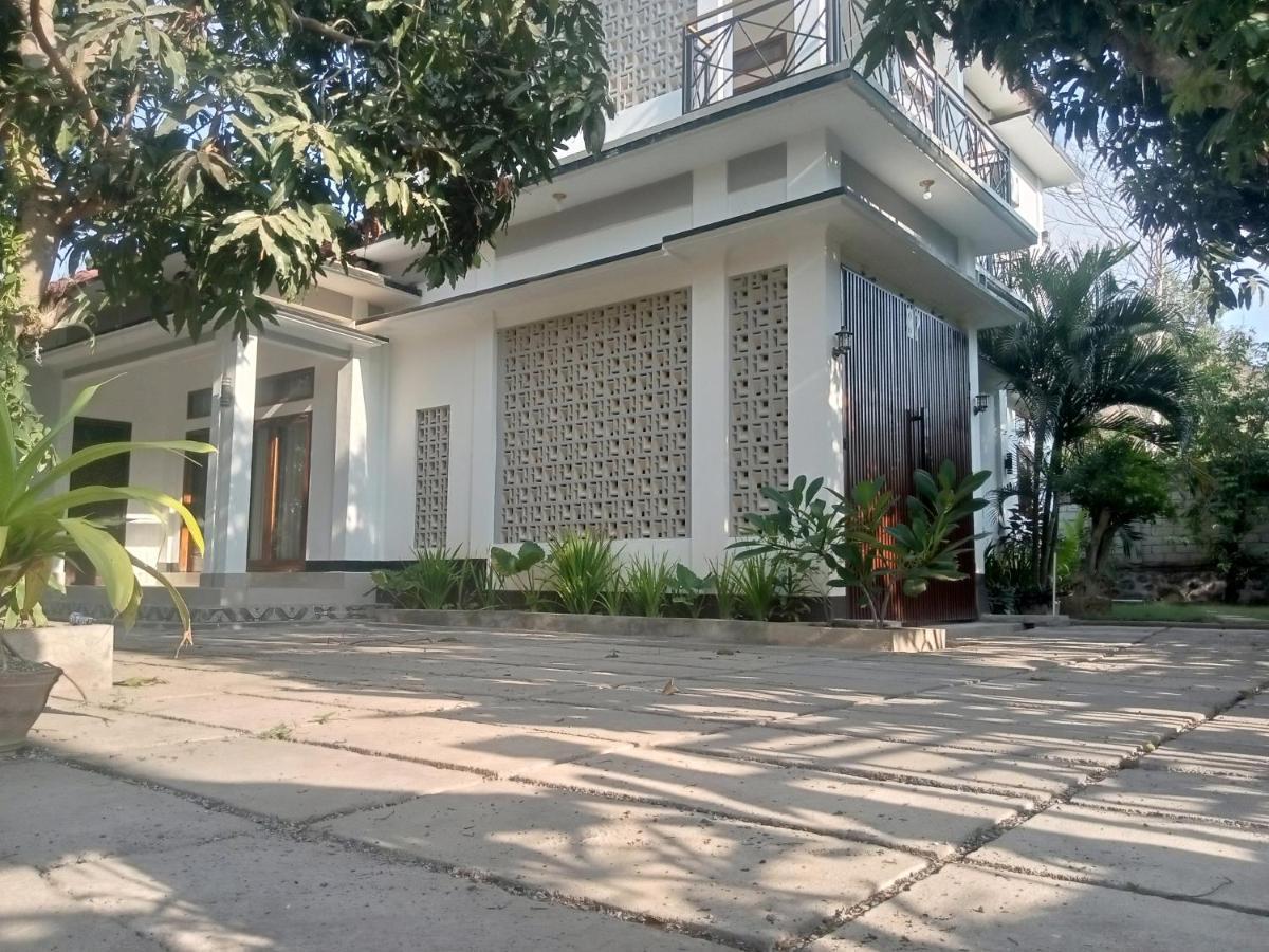 Warm Villas Lombok Kuta  Eksteriør billede